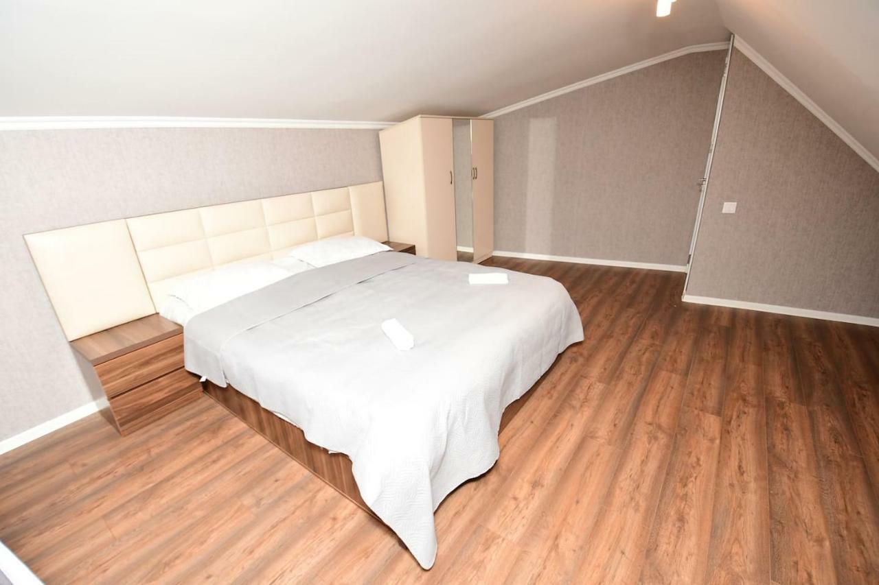 Freedom Square Apartment Tbiliszi Kültér fotó