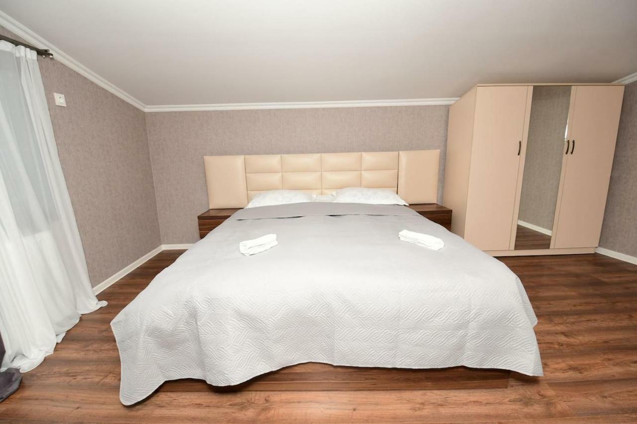 Freedom Square Apartment Tbiliszi Kültér fotó
